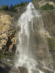 Clicca sull'immagine per ingrandirla

Nome:  cascata.jpg
Visite: 1127
Dimensione:  70.8 KB